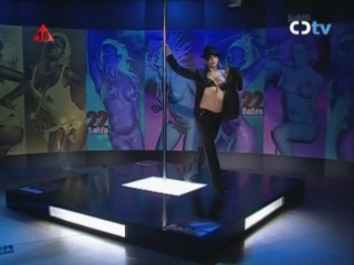 striptease - tv - alexa pole strip dance in black suit [catala tv 26 11 06 - spa]